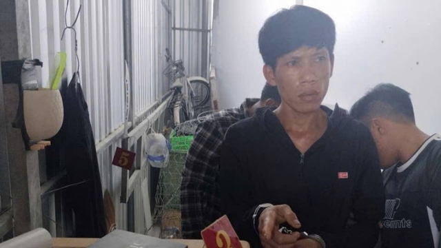 Nóng 24h: Trộm tài sản bị phát hiện, đối tượng lộ thêm việc tàng trữ vũ khí