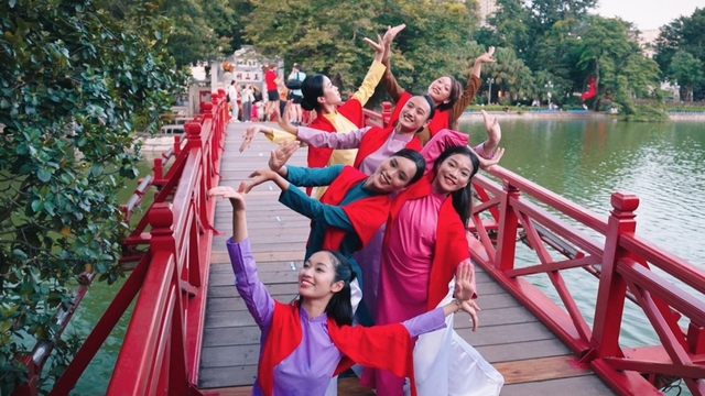 Bao giờ Việt Nam sẽ có một "điệu múa quốc dân"?