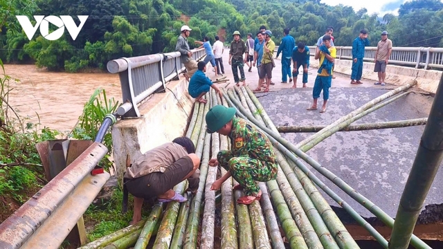 Thanh Hóa khẩn trương hỗ trợ người dân vùng lũ
