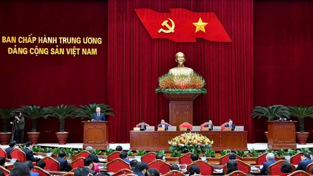 Tự soi, tự sửa - Tinh thần đổi mới trong Báo cáo tổng kết công tác xây dựng Đảng