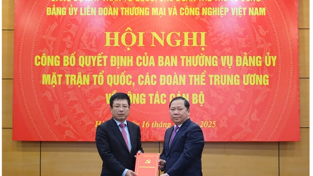 Thứ trưởng Bộ Tài chính Hồ Sỹ Hùng được điều động làm Bí thư Đảng ủy VCCI