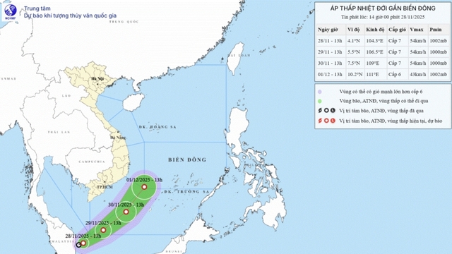 Xuất hiện áp thấp nhiệt đới gần Biển Đông