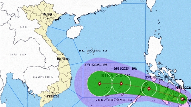Áp thấp có khả năng mạnh lên thành bão, di chuyển hướng Tây Tây Bắc