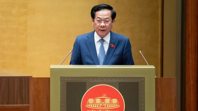 Bộ Nội vụ: Sửa luật tạo điều kiện cho viên chức nhưng không để trục lợi chính sách