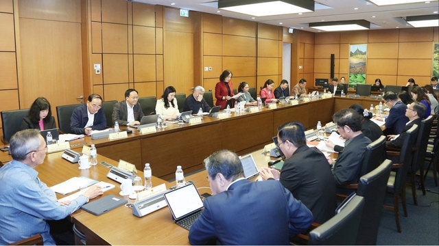 Thu nhập 100 triệu/tháng có giàu không, vì sao phải chịu thuế 35%?