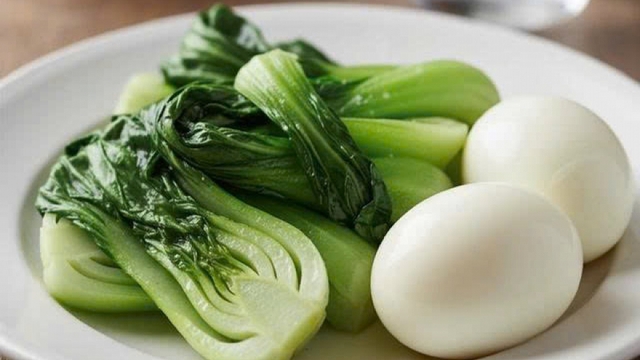 Giảm mỡ bụng hiệu quả nhờ bữa sáng đơn giản với trứng và rau