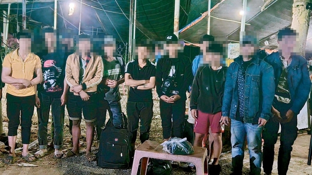 Tổ tuần tra phát hiện 13 người nhập cảnh trái phép