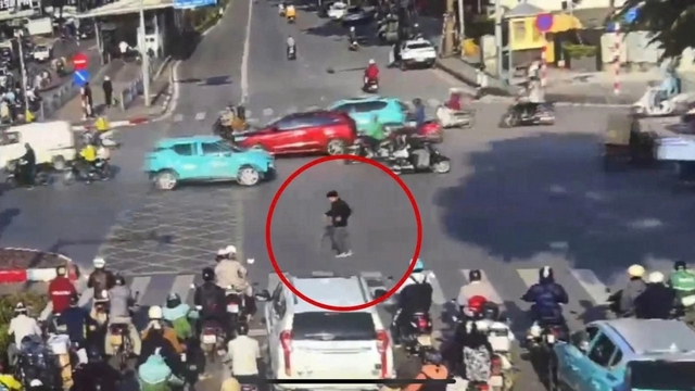 Camera AI tìm người đi lạc ở Hà Nội