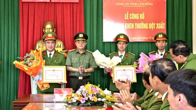 Khen thưởng công an phường bắt nhanh đối tượng trộm tài sản của hoa hậu Mexico