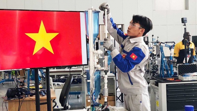 Ươm tạo nguồn nhân lực: Biết tạo ra lợi nhuận mà không làm tổn thương cộng đồng