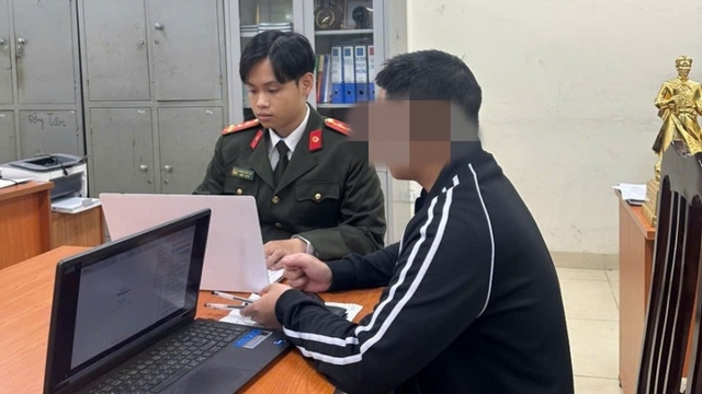 Giải cứu nam sinh 21 tuổi bị "bắt cóc online" ở Hà Nội