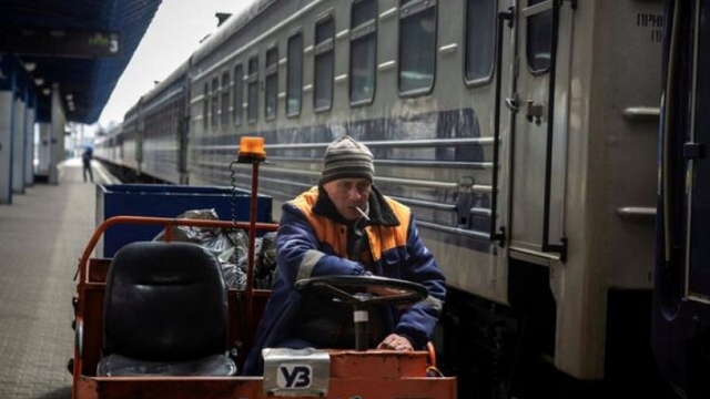 Cuộc chiến trên đường ray: Nga đánh thẳng huyết mạch đường sắt Ukraine