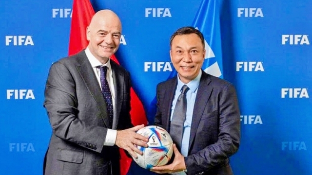Chủ tịch FIFA gửi thư chúc mừng tới bóng đá Việt Nam