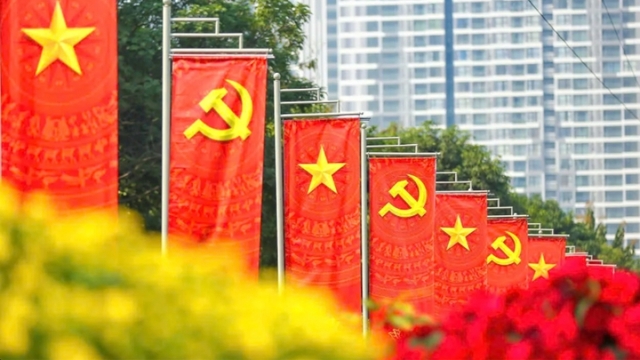 Đảng, Nhà nước tặng quà nhân dịp chào mừng Đại hội XIV của Đảng và Tết Bính Ngọ