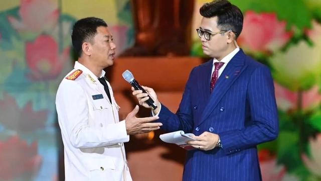 Trưởng công an xã ở Khánh Hòa kể đêm cứu 80 người dân khỏi lũ dữ