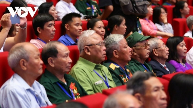 Chi ngân sách tặng quà dịp Đại hội XIV, Tết 2026: Đảm bảo đúng đối tượng, kịp thời