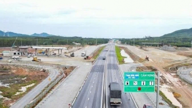 Hai trạm dừng nghỉ cao tốc Bắc - Nam qua Gia Lai chưa thể vận hành