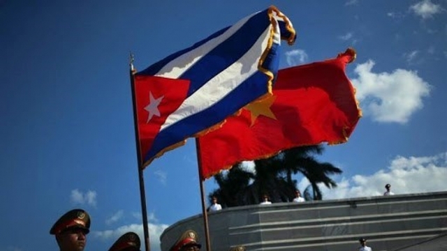 Lãnh đạo Đảng, Nhà nước gửi điện mừng Quốc khánh Cuba