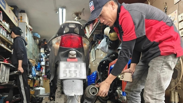 Kiểm định khí thải xe máy, cách nào hấp dẫn doanh nghiệp tham gia