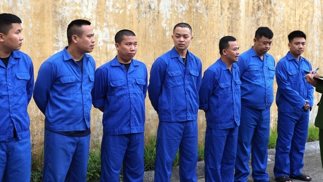 Đường dây cá độ bóng đá qua mạng giao dịch 1.200 tỷ đồng tại Ninh Bình