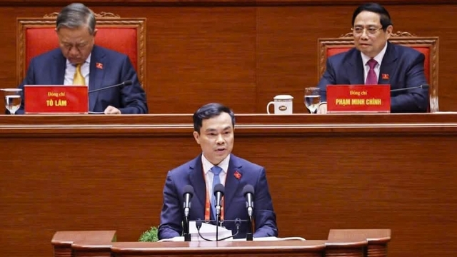 Hoàn thiện lý luận về đường lối đổi mới của Đảng trong kỷ nguyên vươn mình