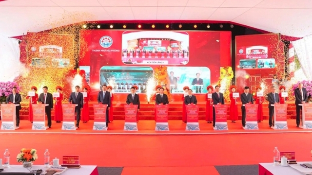Hai Phong commences construction on three major industrial parks