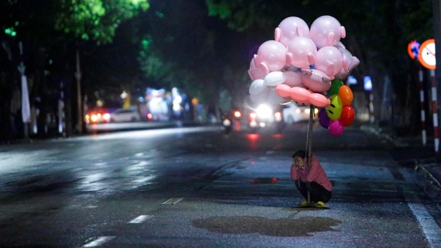 Đêm 1/1, Hà Nội có mưa, trời chuyển rét