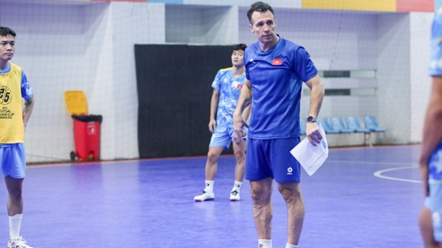 HLV Diego Giustozzi đọc vị đối thủ tiếp theo của ĐT futsal Việt Nam