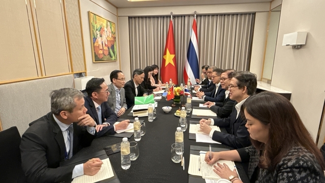 Bộ trưởng Ngoại giao Lê Hoài Trung gặp song phương các Bộ trưởng Ngoại giao ASEAN