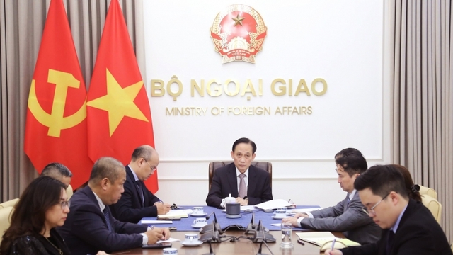 Bộ trưởng Bộ Ngoại giao hai nước Việt Nam và Venezuela điện đàm