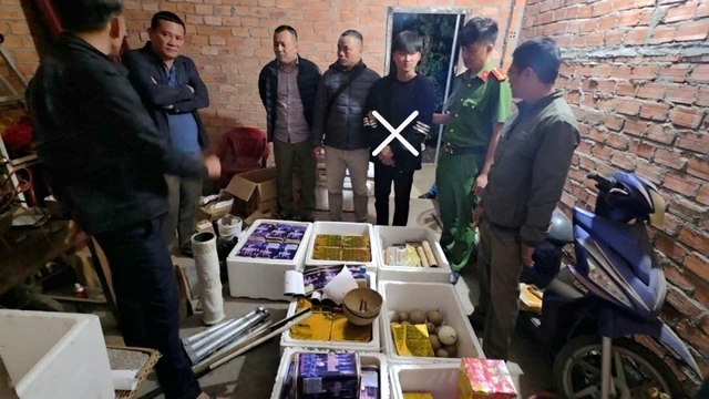 Nóng 24h ngày 18/1: Thanh niên chế tạo gần 2 tạ pháo nổ vì "đam mê"