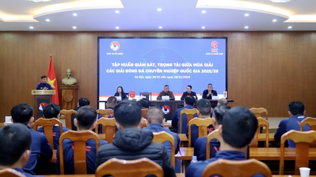 50 trọng tài sẵn sàng cho ngày V-League trở lại