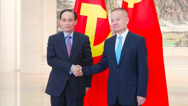 Bộ trưởng Lê Hoài Trung hội đàm với Trưởng ban Đối ngoại Trung ương Trung Quốc