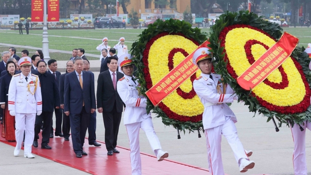 Lãnh đạo Đảng, Nhà nước viếng Chủ tịch Hồ Chí Minh