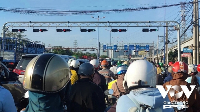 TP.HCM tổ chức phân luồng giao thông 4 hướng chính dịp cận Tết