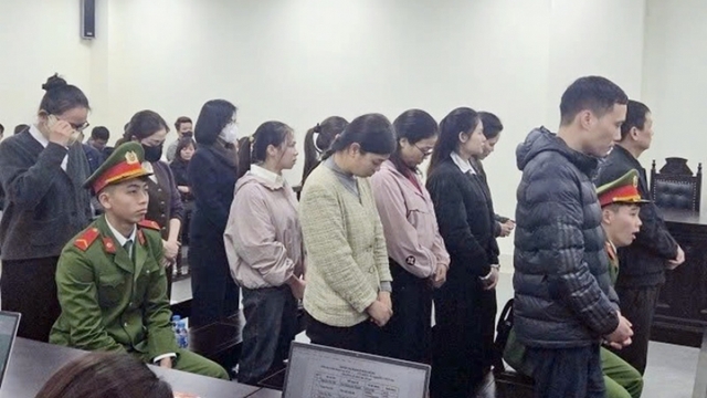 Buôn lậu 546kg vàng qua biên giới: Chủ tiệm vàng bị tuyên phạt 10 năm tù