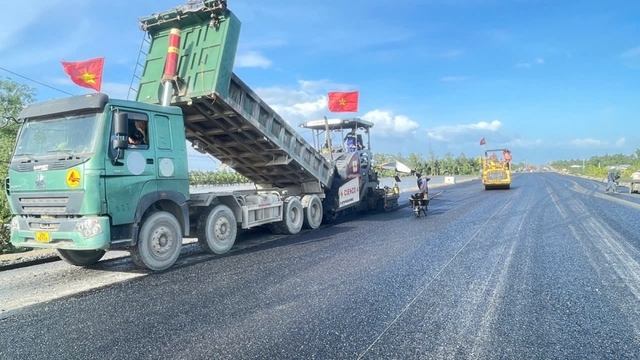 Giá vật liệu biến động, doanh nghiệp kiến nghị gỡ nút thắt PPP