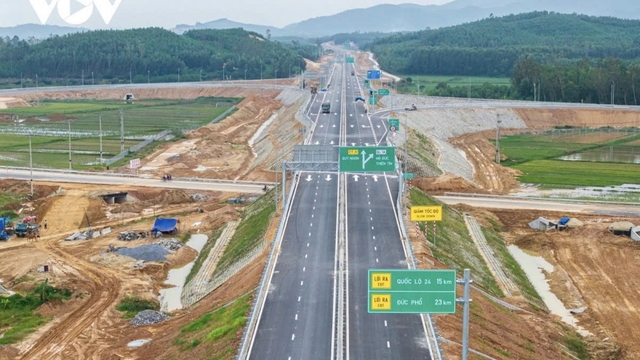 Sớm khai thác cao tốc Quảng Ngãi – Hoài Nhơn phục vụ Tết Nguyên đán