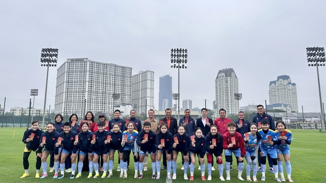 ĐT nữ Việt Nam tập luyện trở lại ngày mùng 2 Tết, chốt thời điểm săn vé World Cup