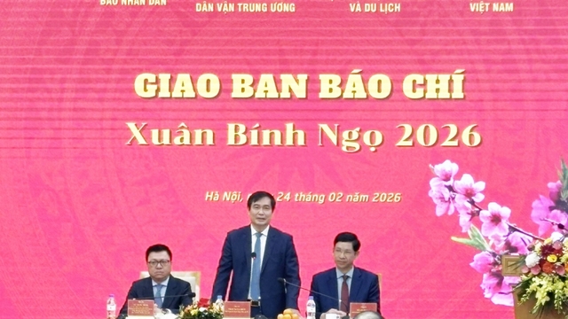 Giao ban báo chí Xuân Bính Ngọ: Nhiệm vụ thông tin tuyên truyền cần một bước chuyển mới