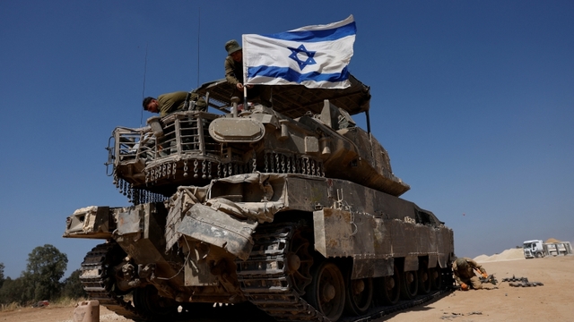 Israel nói nhận được 8.000 tấn vũ khí, Nga bác tin chuyển UAV cho Iran
