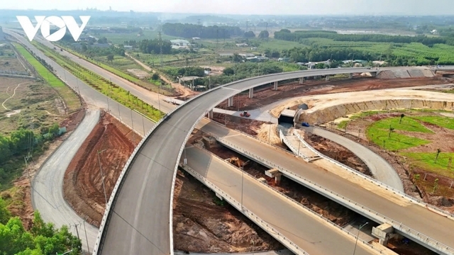 Cao tốc Biên Hòa – Vũng Tàu chạy nước rút, nhà thầu chậm tiến độ bị cảnh báo