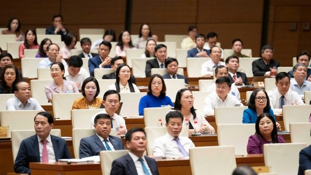 Tăng tỷ lệ đại biểu Quốc hội hoạt động chuyên trách