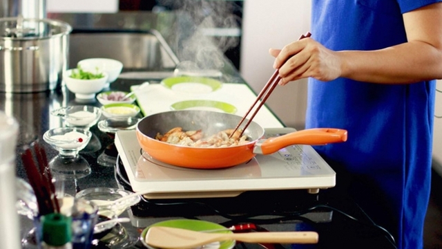 Những lỗi nấu ăn tưởng nhỏ nhưng âm thầm ảnh hưởng sức khỏe cả gia đình