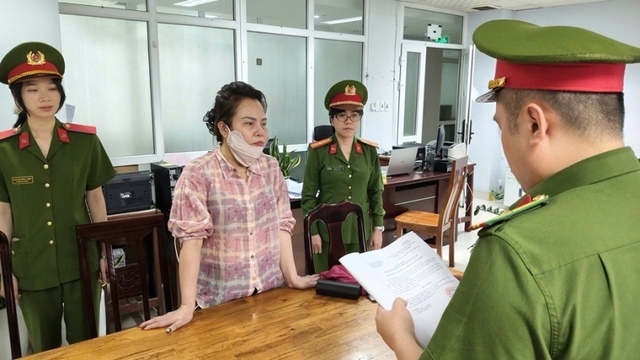 Mức phạt cao nhất với những hành vi xem bói, mê tín dị đoan?