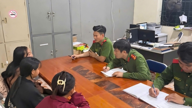 Nóng 24h: Ngăn chặn kịp thời 3 nữ sinh bỏ nhà theo lời dụ “việc nhẹ lương cao”