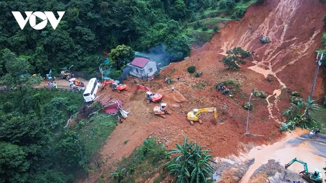 Vì sao rất khó dự báo mưa lớn cục bộ, lũ quét, sạt lở đất?