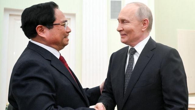 Thủ tướng Phạm Minh Chính hội kiến Tổng thống Nga Vladimir Putin