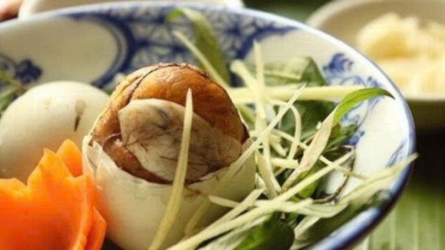 Trứng vịt lộn: Món “đại bổ” nhưng ăn sai cách có thể gây hại
