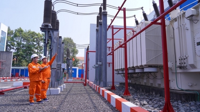 Tiêu thụ tăng cao, TP.HCM đẩy mạnh các giải pháp cung ứng điện